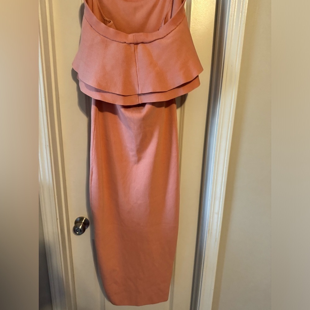 NWT endless rose off the shoulder ruffle maxi dress blush split leg size medium - Picture 10 of 11